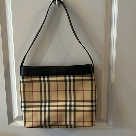 Burberry London Authentic Vintage Check Shoulder Bag - Picture 4 of 16